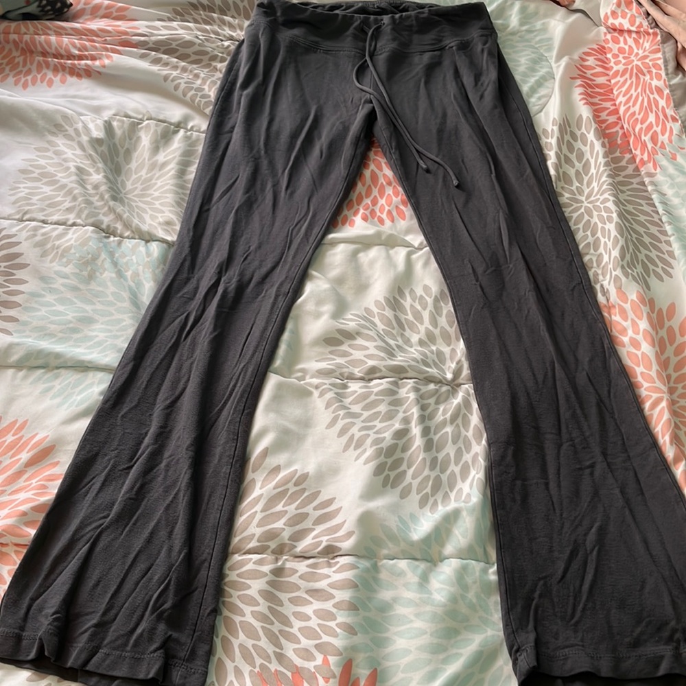 Grey flared yoga pants